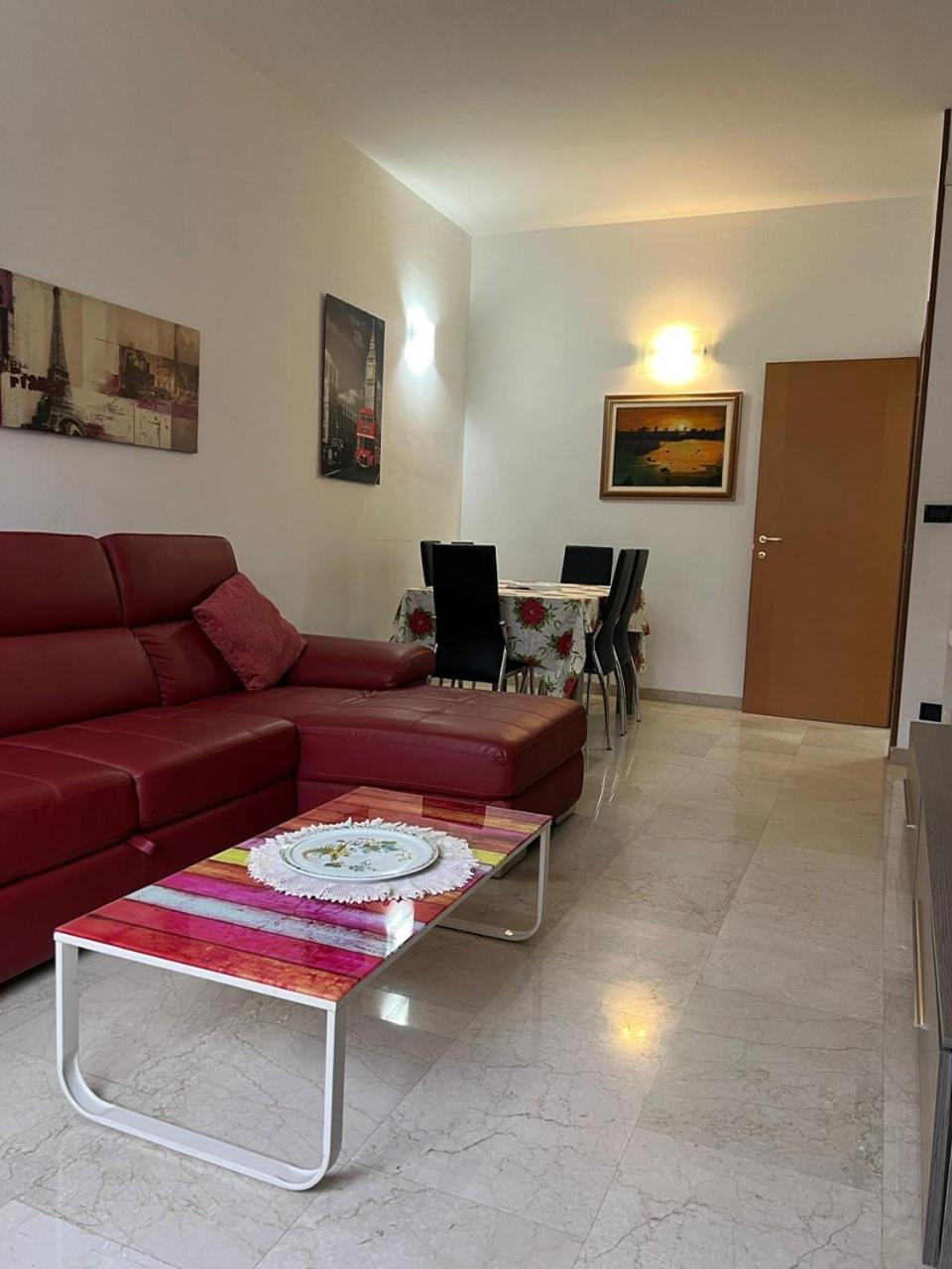 Splendido Appartamento In Zona Fiera A Bolonia Exterior foto