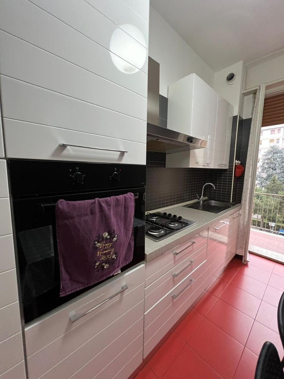 Splendido Appartamento In Zona Fiera A Bolonia Exterior foto